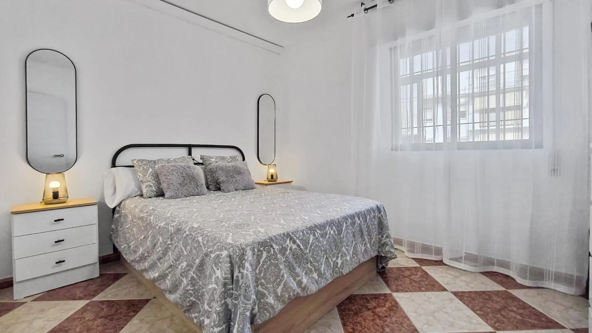 Apartamento Adelfas - Calle Asturias フエンヒロラ アパート